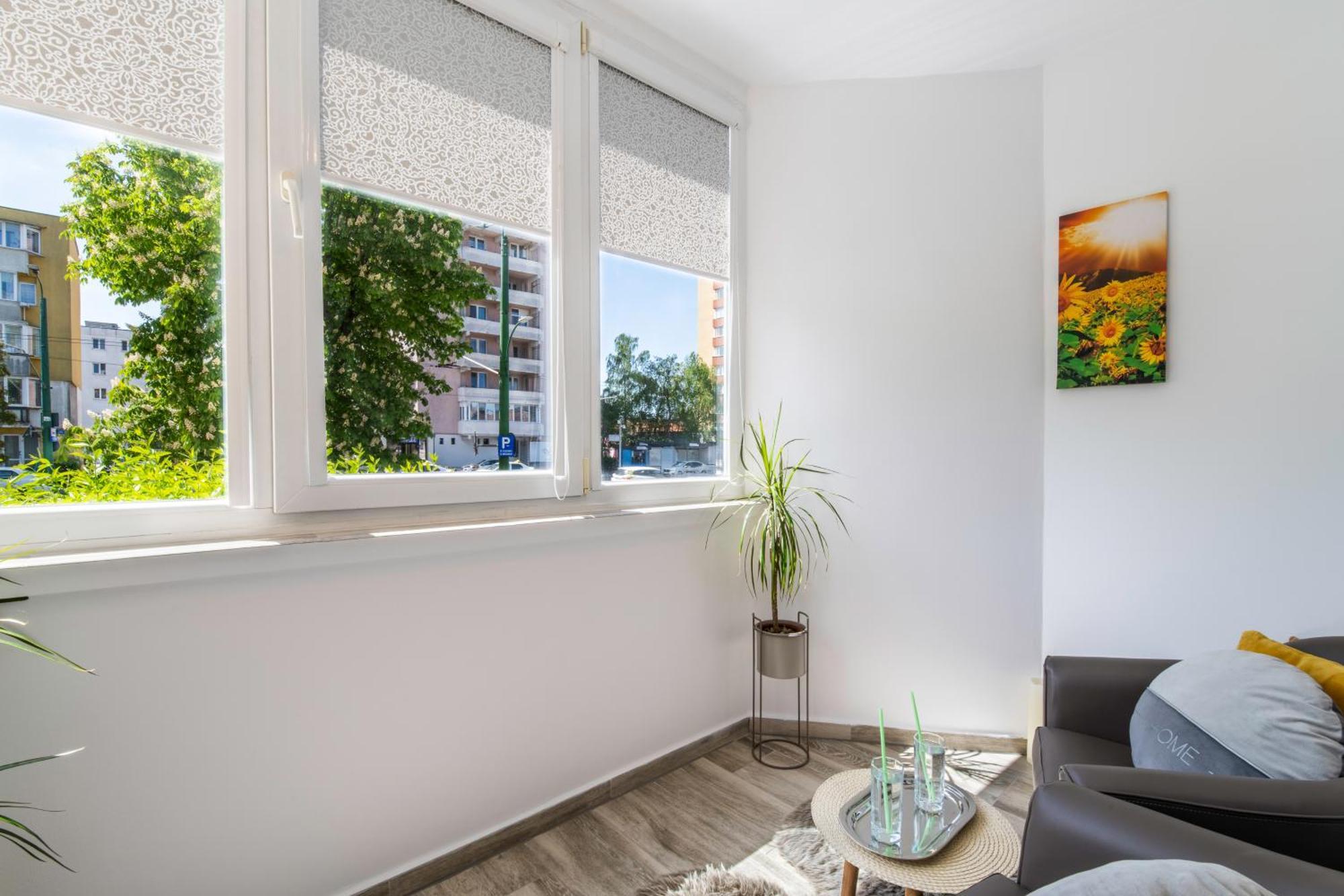 Springhome - Cozy Apartment With Balcony & Parking Braşov Esterno foto